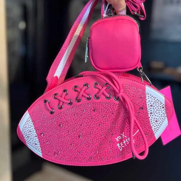 🏈🩷BETSEY JOHNSON HOT Pink XOFUMBLE
KITSCH RHINESTONE FOOTBALL W/ COIN POUCH🏈🩷 - Picture 7 of 16